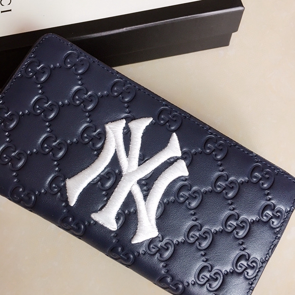 グッチ財布 レプリカ背面デザイン